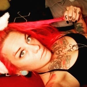 Meet your Posher, Alexandra